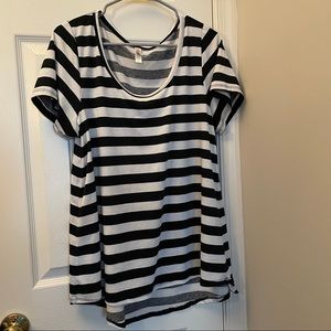 🚨 Lularoe XL Classic Striped GUC